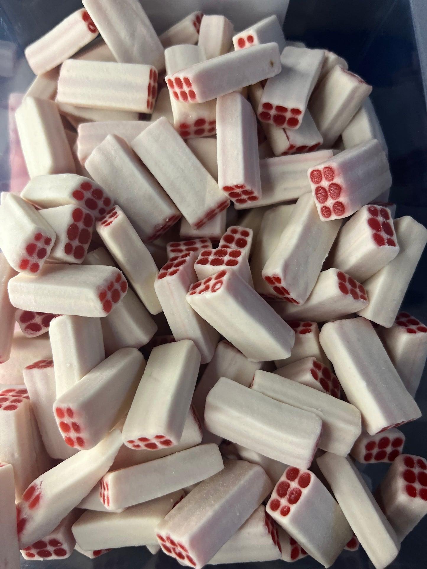 brique fraise creme lisse / 100g