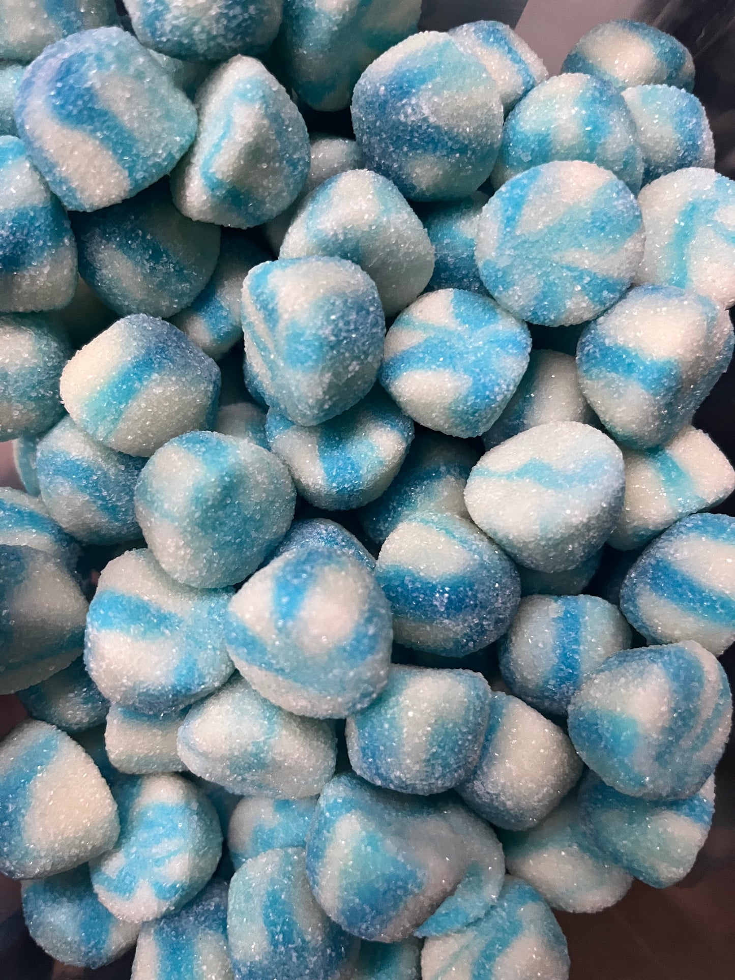 Bisous twist framboise sucrés